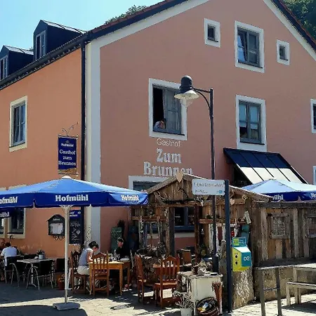 Zum Brunnen Penzion Mörnsheim