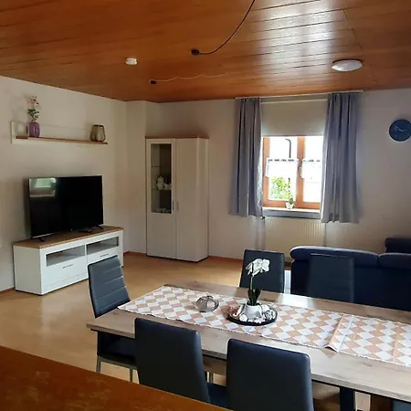 Gasthuis Zum Brunnen Mörnsheim